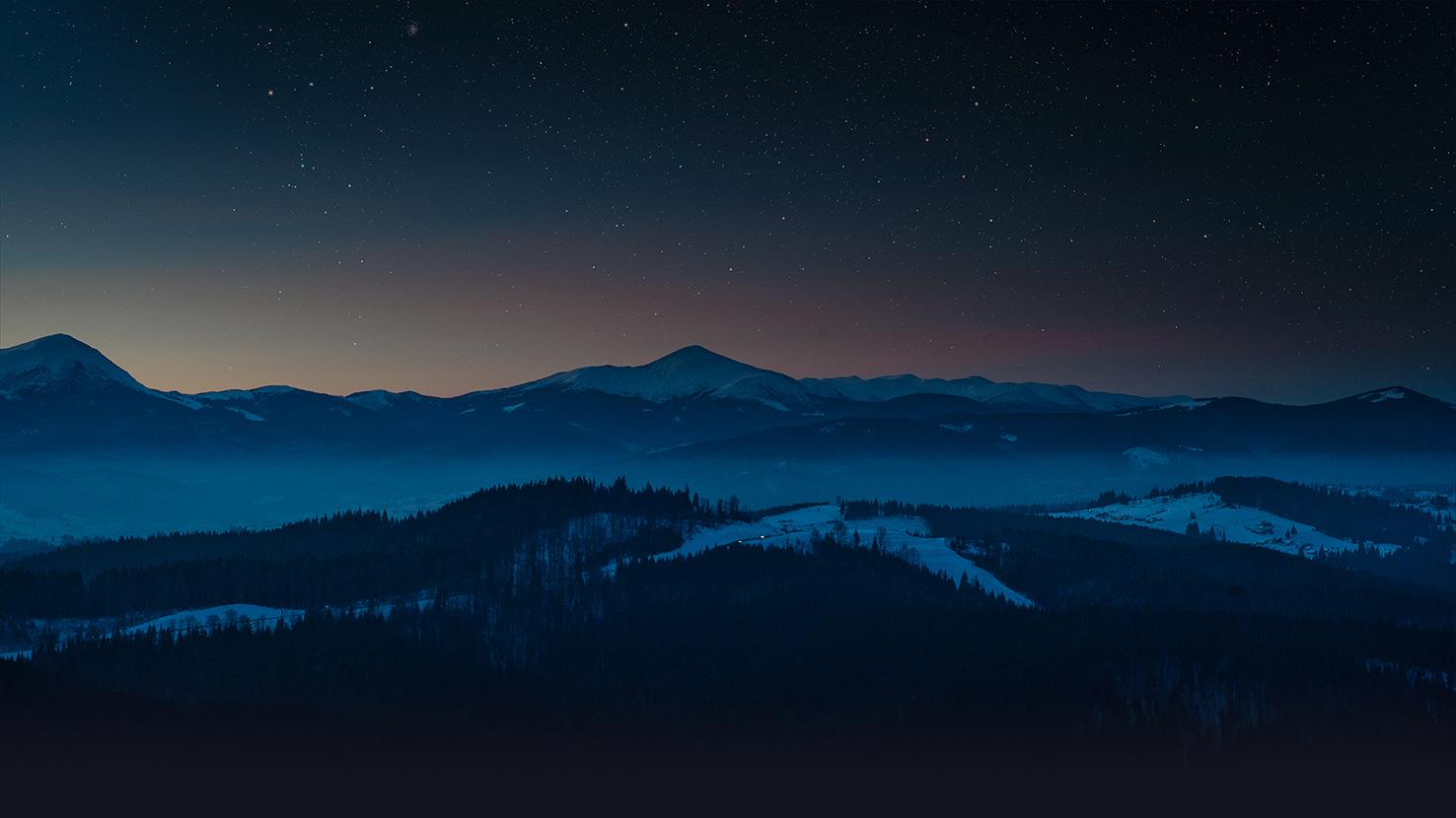 Mountain in the horizon at dawn
